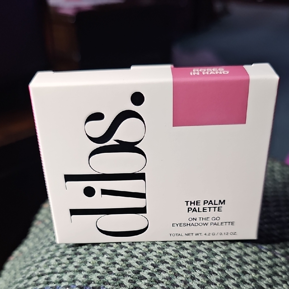 dibs. The Palm Palette On The Go Eyeshadow Palette In Roses In Hand. New In Box.